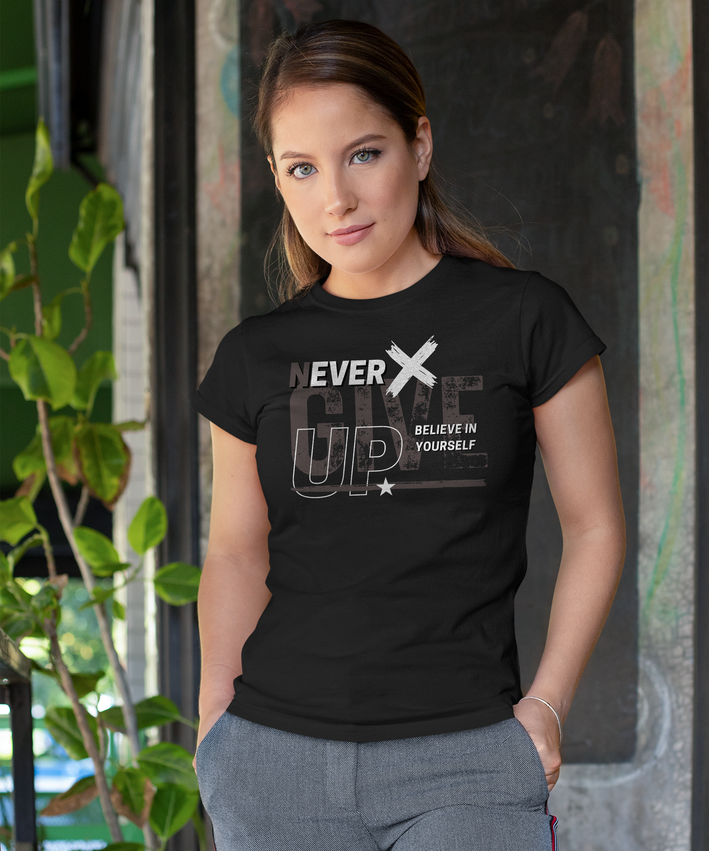 Never give up - Ladies Premium Shirt